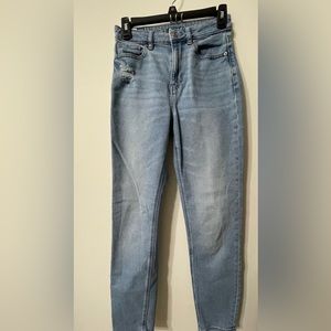 American Eagle Women’s Mom Jeans